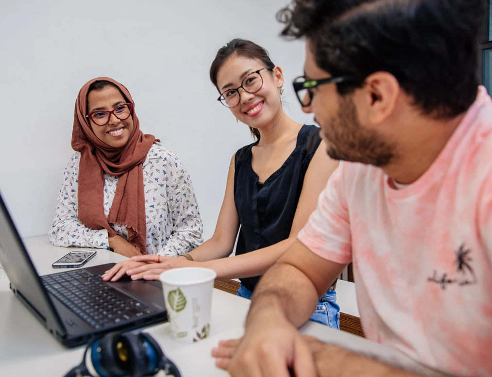 Students practicing English in a class at Rennert School.