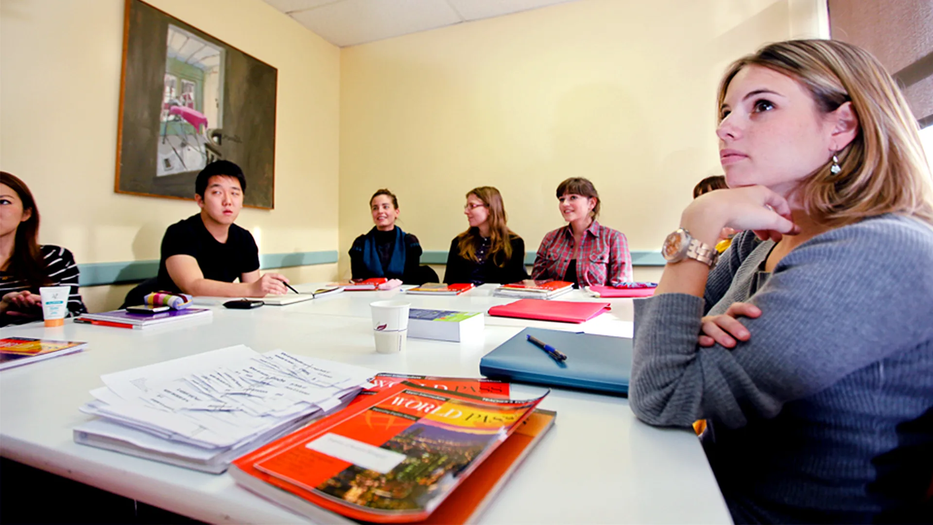 Students in a Semester/Year English class at Rennert School.